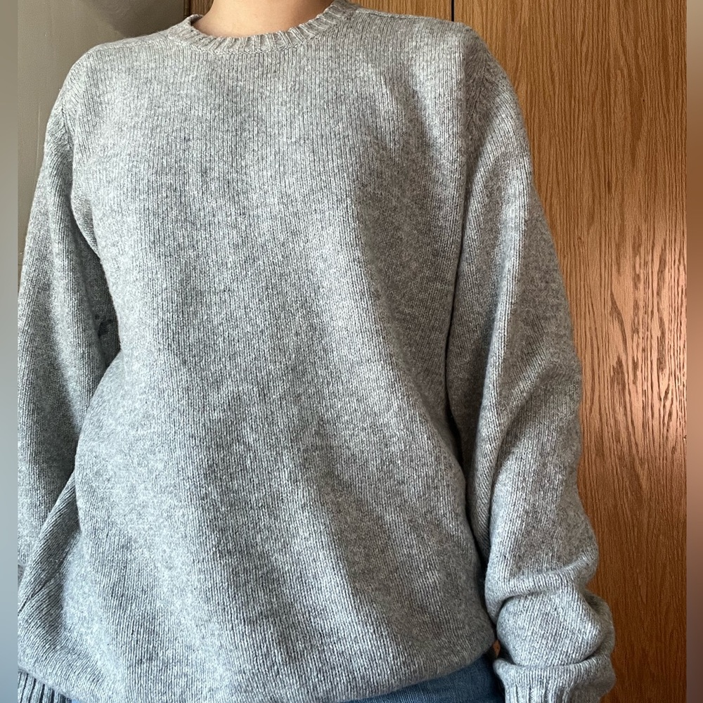 Brandy Melville grey sweater